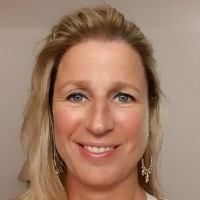 Doreen Van Beek