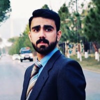 Uzman Gillani