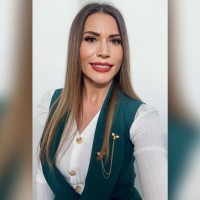 Alexandra Iacob
