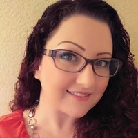 Jennifer Stowe