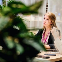 ► Henrike Dol