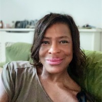 Lorraine Payne