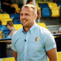 Arron Davies