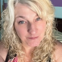 Diana J Timothy