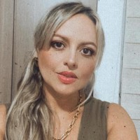 Alejandra Hoyos Velarde