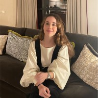 Luz Alvarez de Estrada Ortuzar