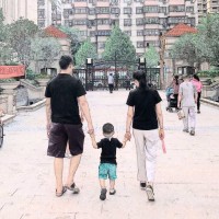 何明磊