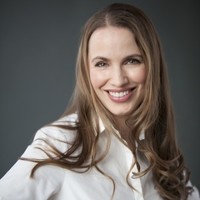 Dr. Angela Loder