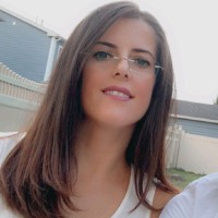 Lorena Ametllari, Mba