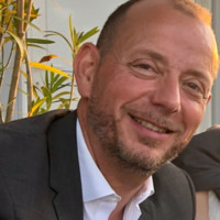 Martinez Gilles