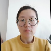 应俏丽