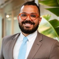 Alberto J. M.