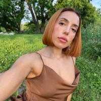 Mariel L