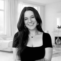 Zöe Moore