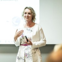 Eva Mečířová