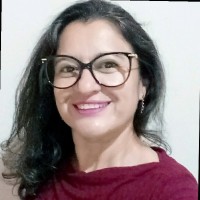 Nara Rubia Azevedo e Silva