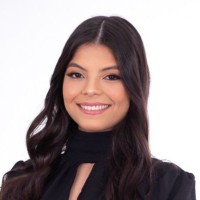 Maria Júlia Lucena Lira