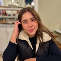 Laura De La Cuba