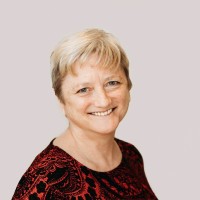 Beth Baade-Hicks, Cebs