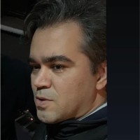 Alex Alinia