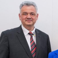Sebastian M. Schmidt