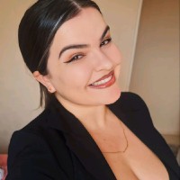 Flavia Alves