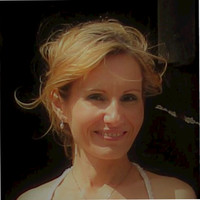 PhDr. Denisa Zelinka Sachomská, MBA