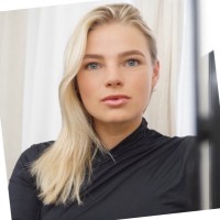 Michelle Dekker