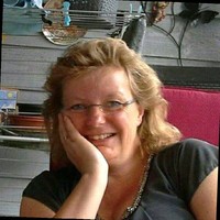Helen Peeze