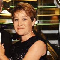 Vivian Faur