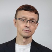 Антон Новиков