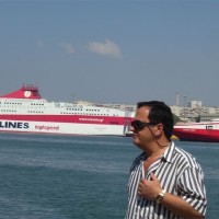 NIKOS VASILAKIS