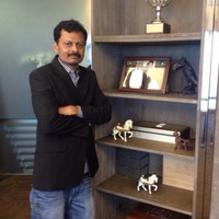 Moazzam Khan