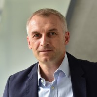Wolfgang Kauer
