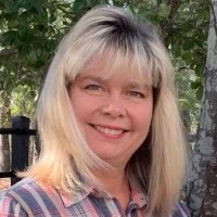 Candis Bruner