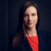 Claudia Wenzel