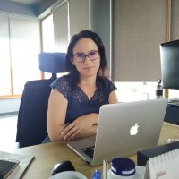 Zsuzsa Sata