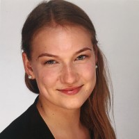 Jacqueline Hüttebräuker