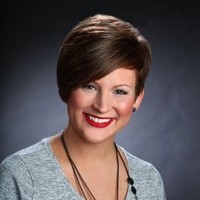 Lora Bueker