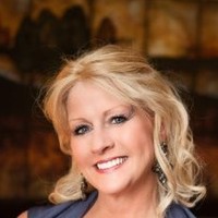 Lois Bickerton