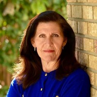 Suzanne Esenwein