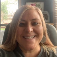 Kristi Sweeney, Qka