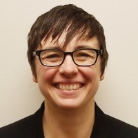 Anna Henolson, Pe