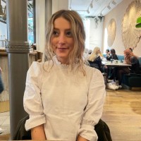Elena Derbyshire
