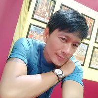 วีรพล สิงห์ชาลี