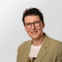 Louise Van Bommel