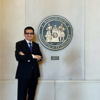 Mba, Pmp, Csm Luis Márquez