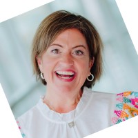 Christi Elliott-Earby