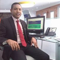 LUIS REALES