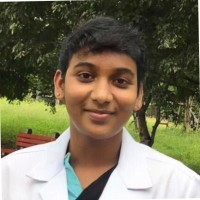 Dr Sarah Kumar